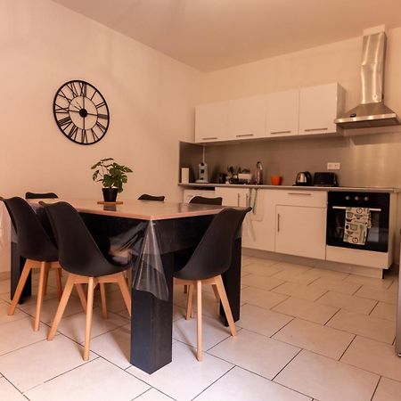 בזייה Appartement Tout Equipe Pour 6 Personnes A 15Min Des Plages מראה חיצוני תמונה