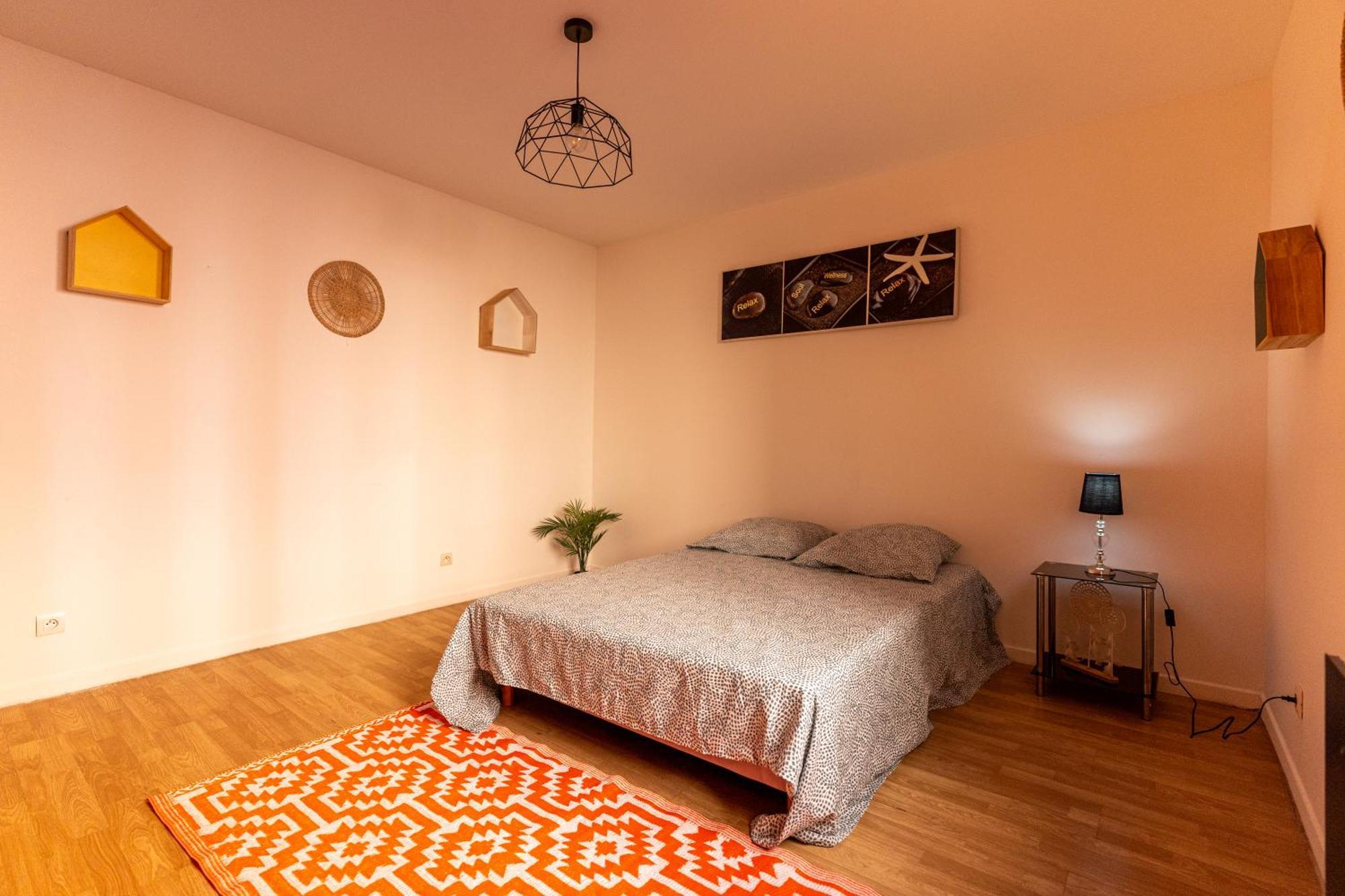 בזייה Appartement Tout Equipe Pour 6 Personnes A 15Min Des Plages מראה חיצוני תמונה